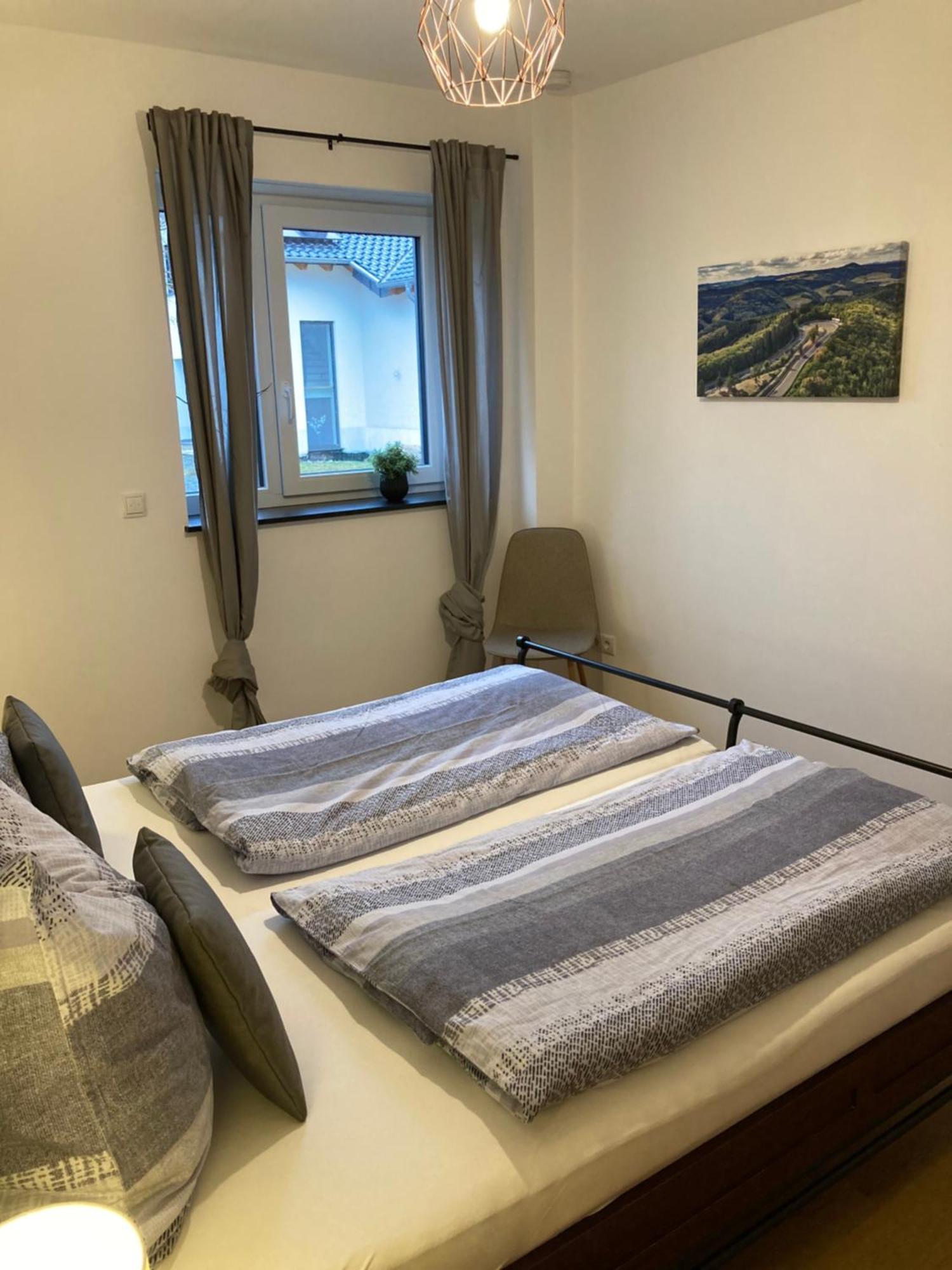 Ferienwohnung Am Hochkelberg Bereborn Екстериор снимка